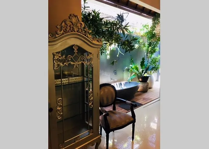 Villa Bloom 4 - 2 King Bedrooms , Sleep 4 Pax, Private Pool, *